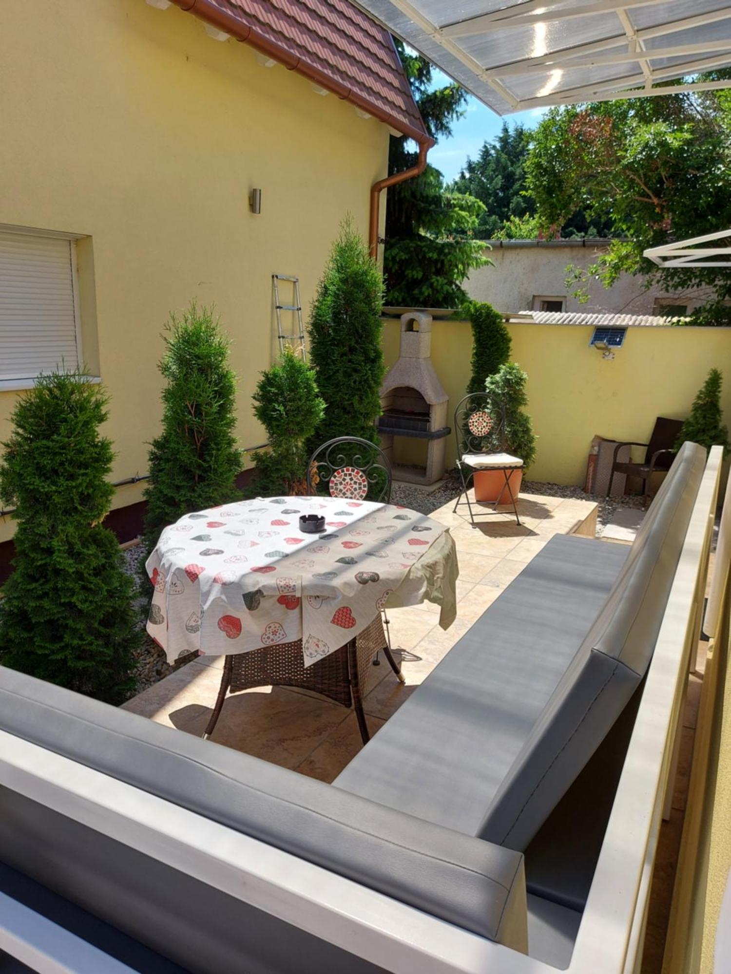 Corner Apartman 5 Шіофок Екстер'єр фото
